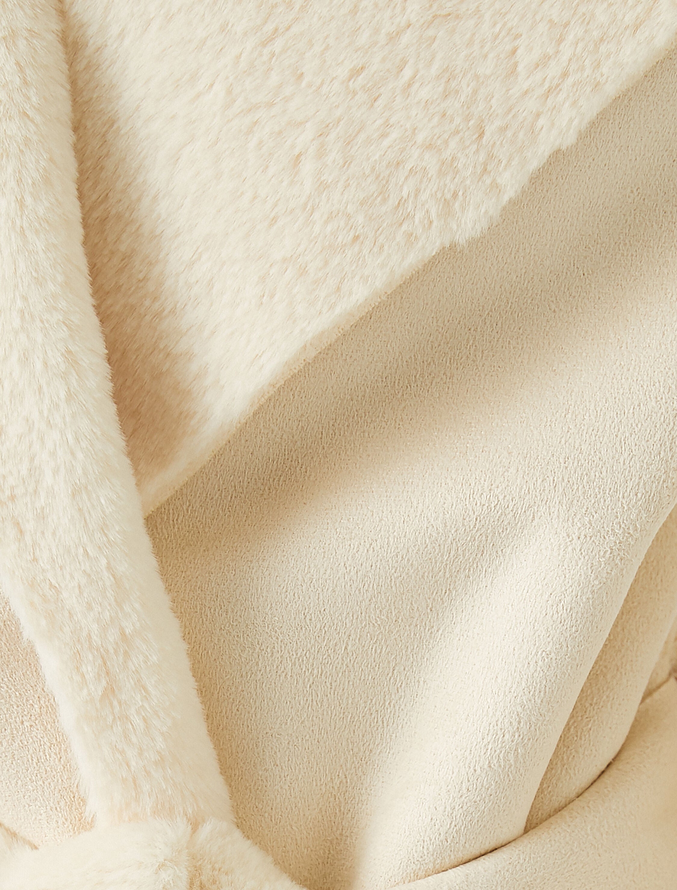 Women's Fur Collar Belted Coat in Cream