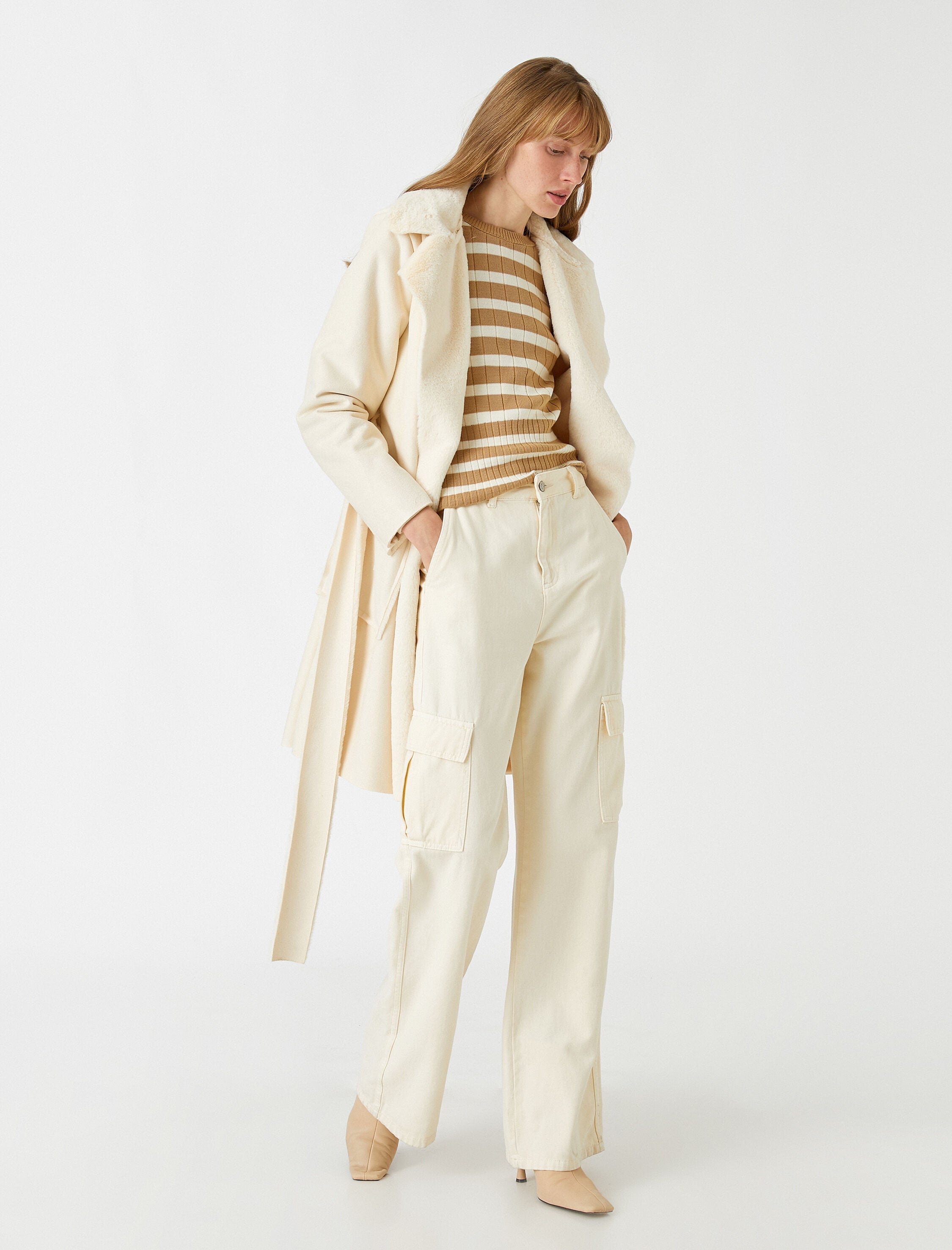 Women's Fur Collar Belted Coat in Cream