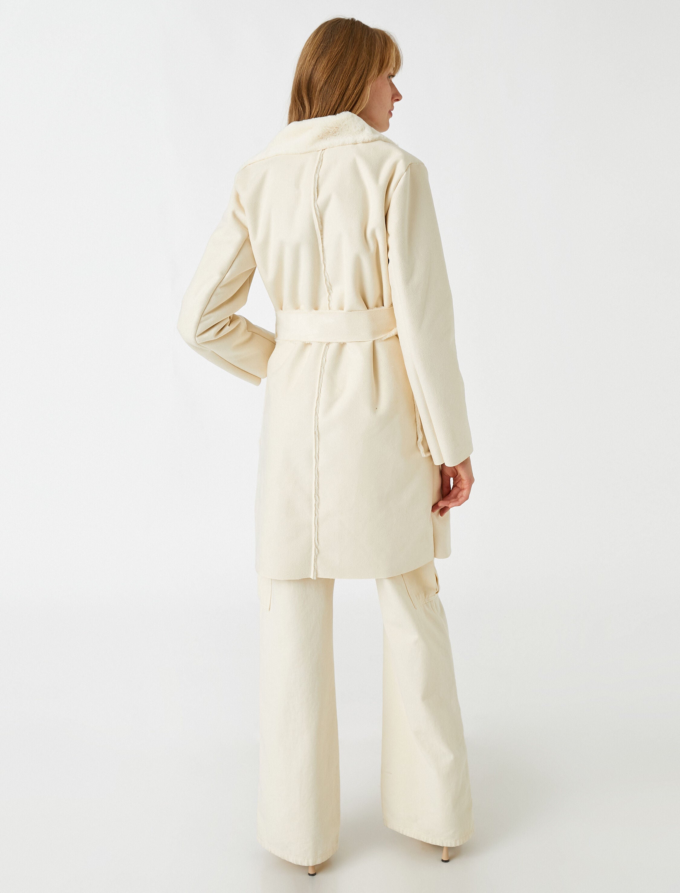 Women's Fur Collar Belted Coat in Cream