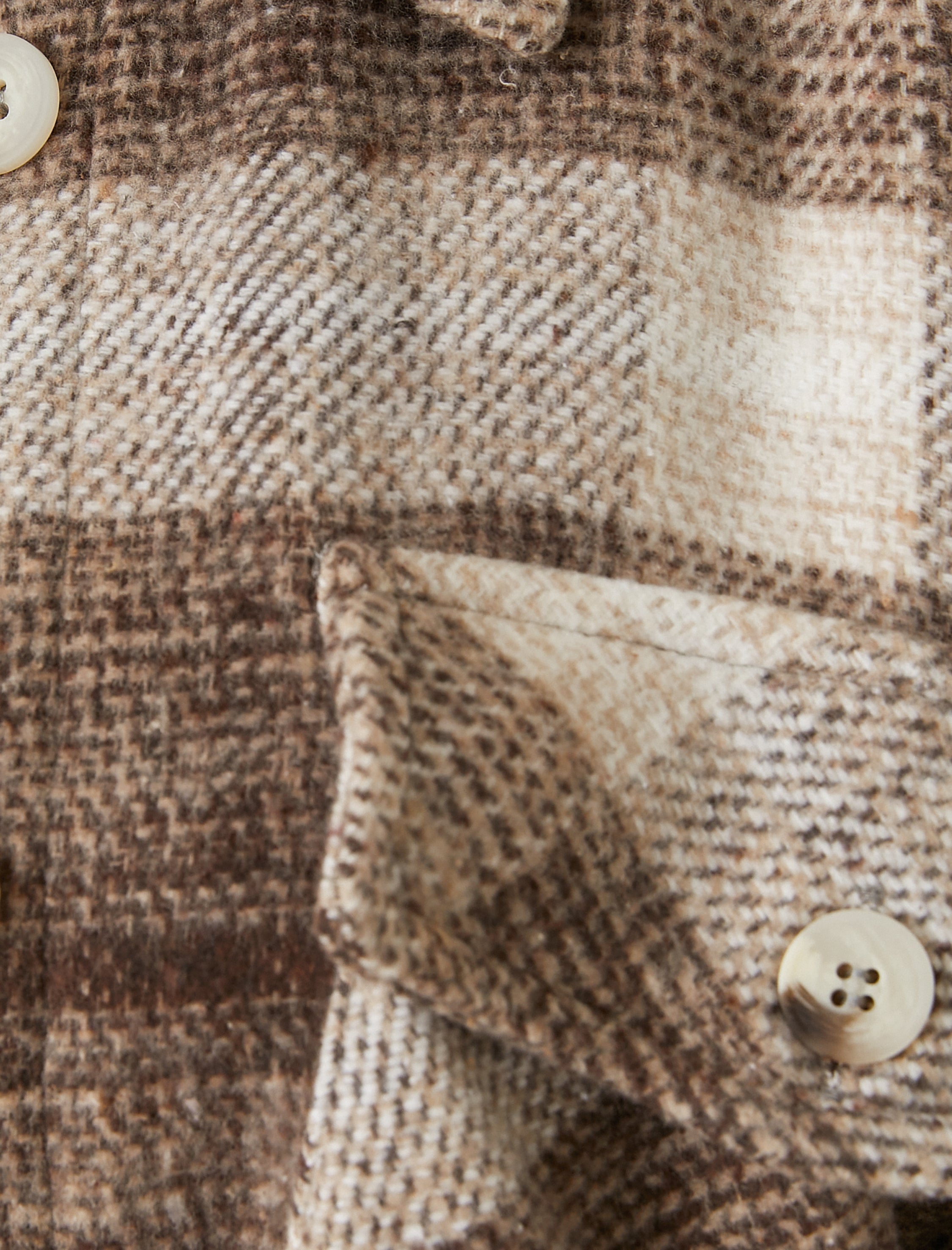 Women's Plaid Overshirt Shacket in Mocha