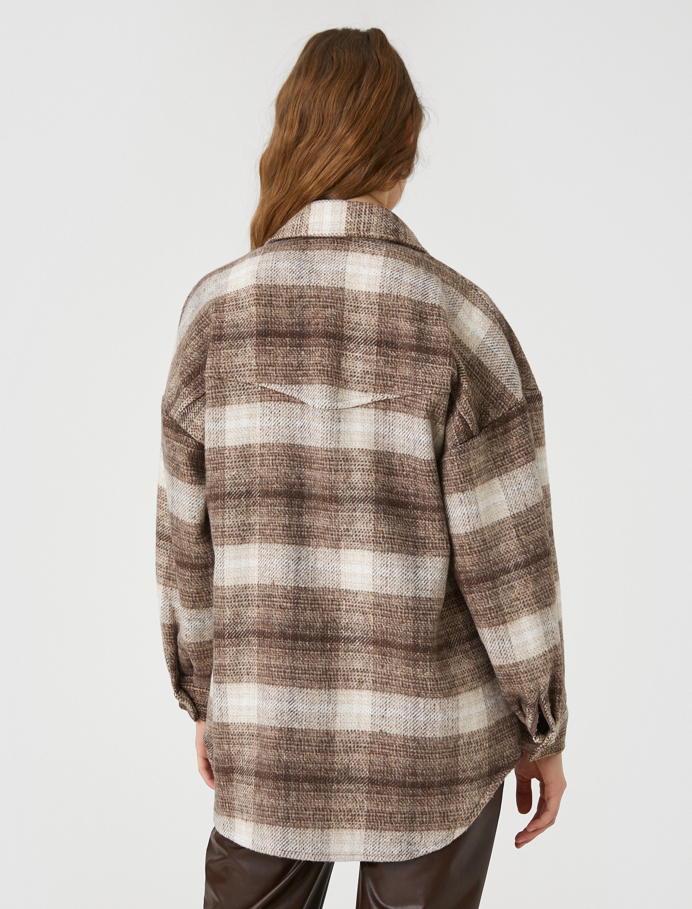 Women's Plaid Overshirt Shacket in Mocha
