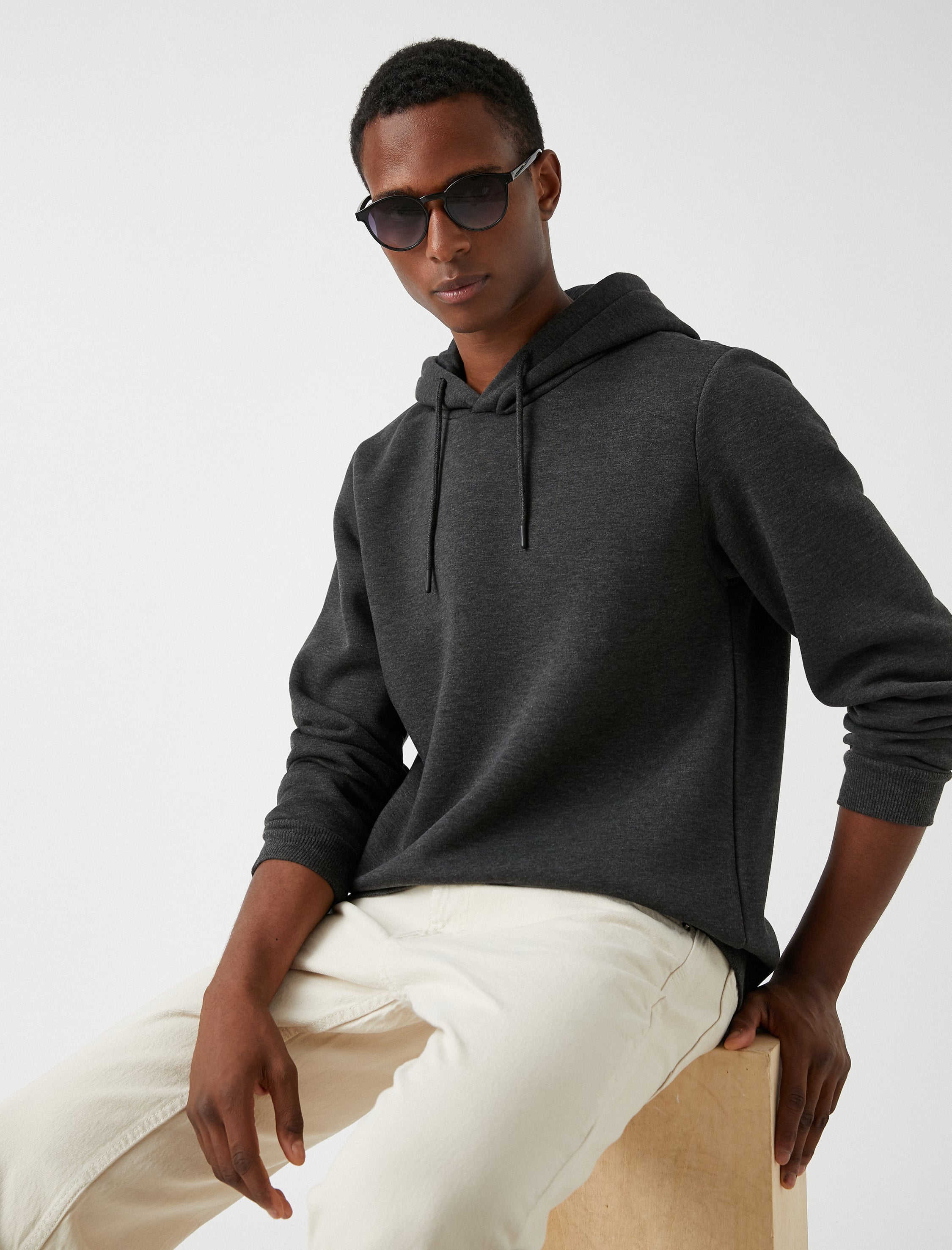 Men's Basic Hoodie in Anthracite