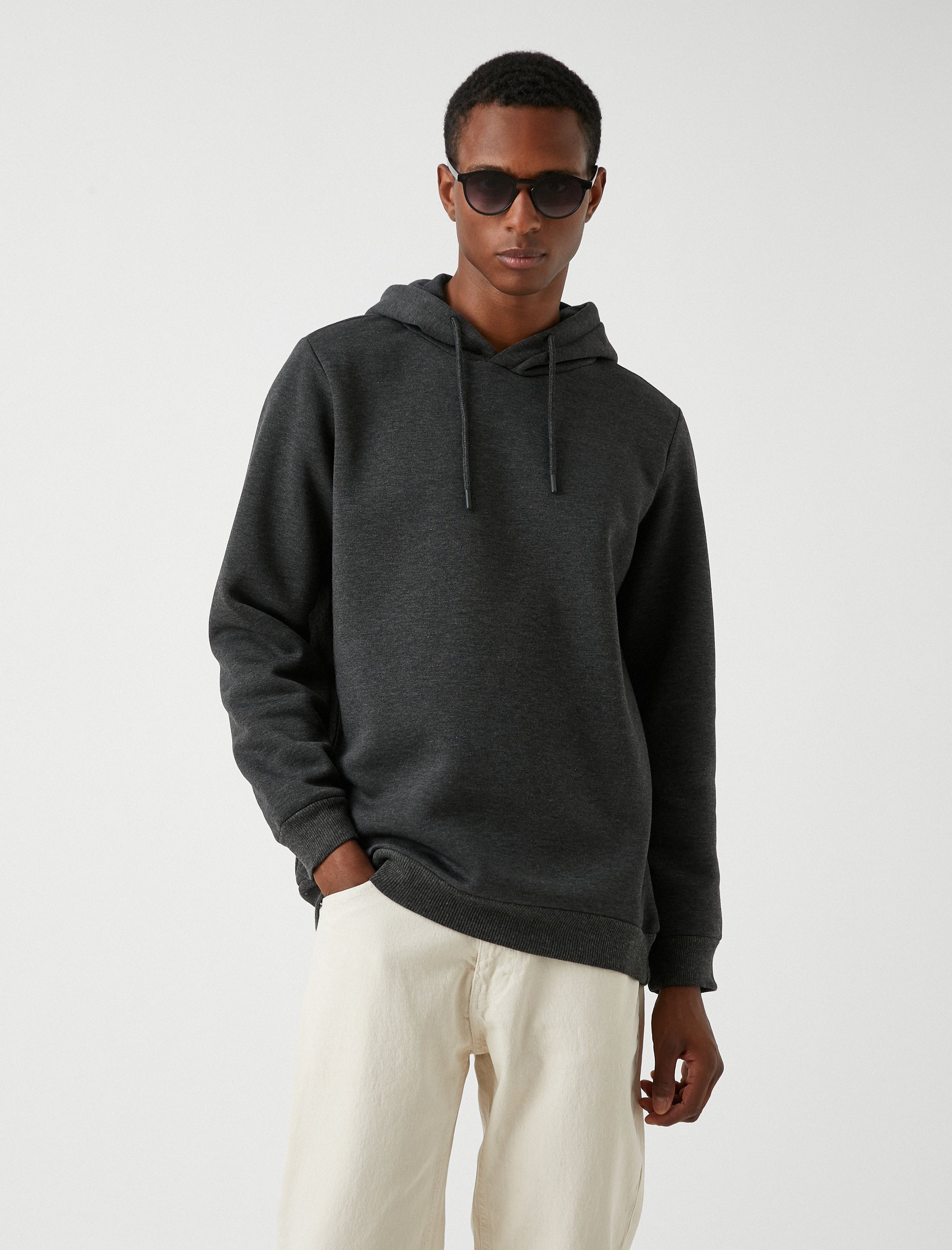 Men's Basic Hoodie in Anthracite