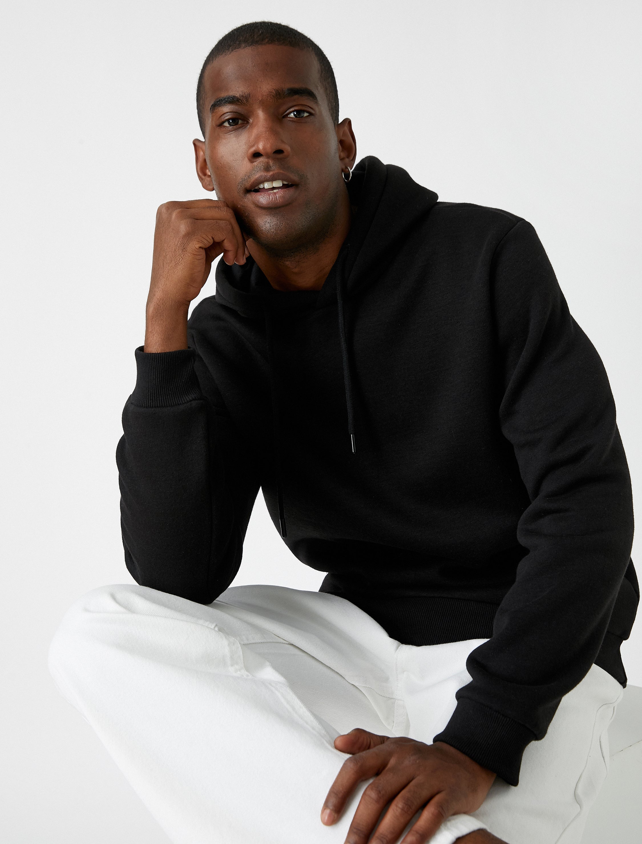 Men's Basic Hoodie in Black