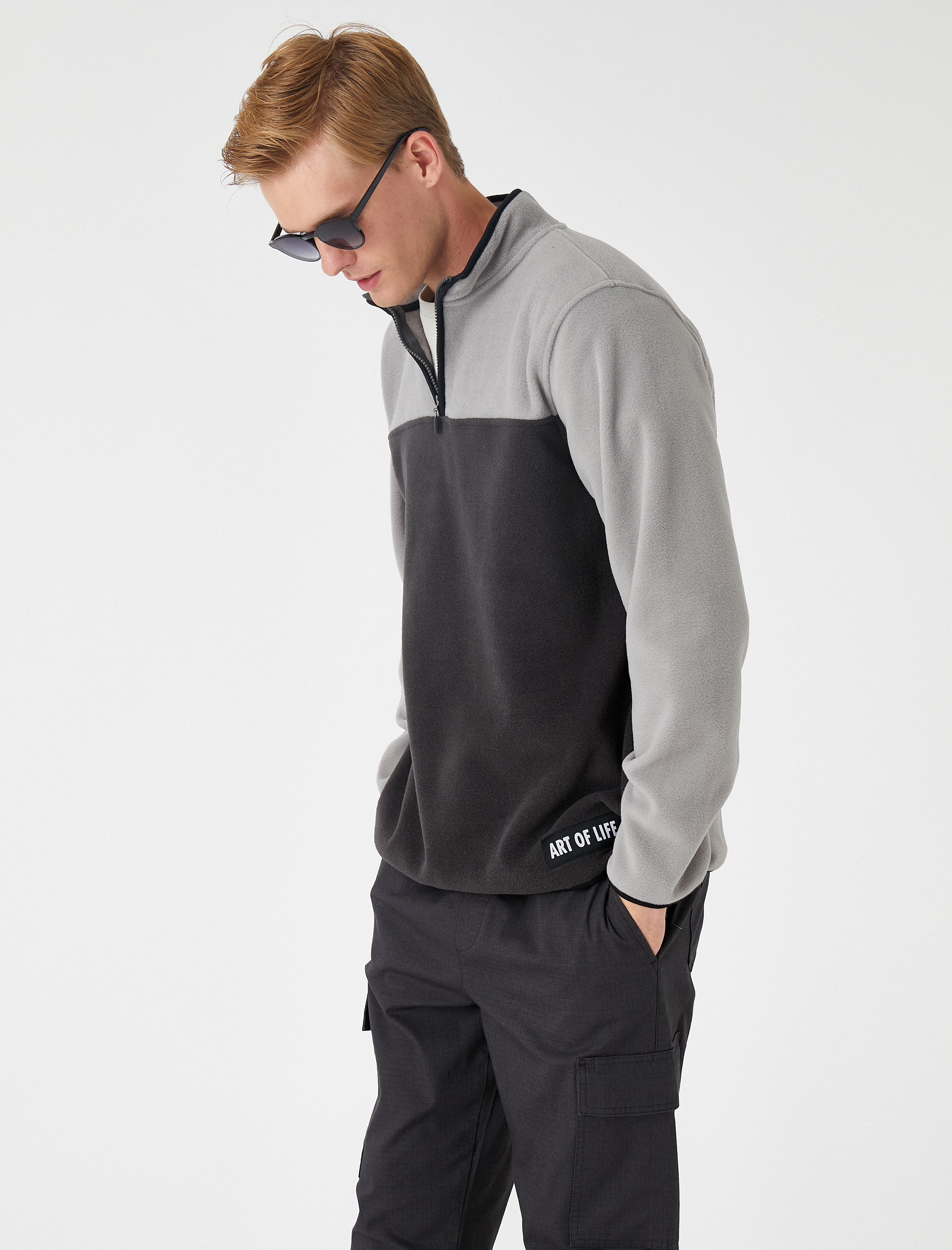 Men's Half Zip Color Blocked Fleece Sweathirt