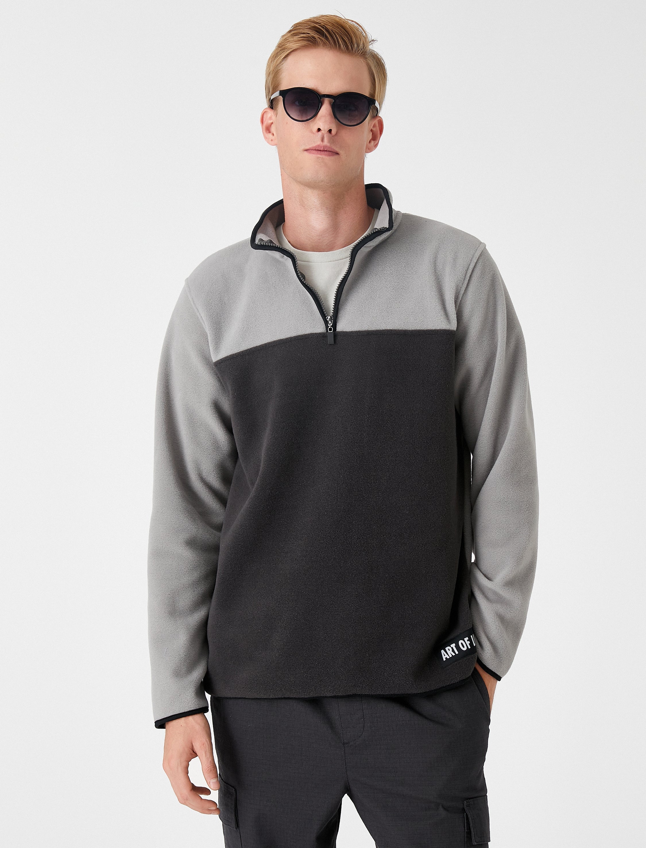 Men's Half Zip Color Blocked Fleece Sweathirt