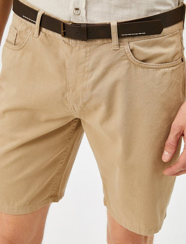 Bermudo ceinturé 9" 5 poches en beige - Usolo Outfitters-KOTON