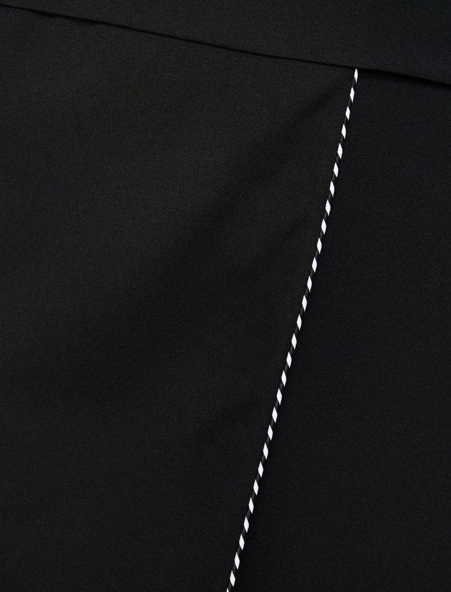 Contrast Piping Dress in Black Contrast Piping Dress in Black