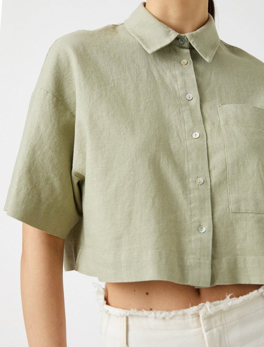 Cropped Linen Button Up Shirt in Sage Green / 38 (M) Cropped Linen Button Up Shirt in Sage Green / 38 (M)