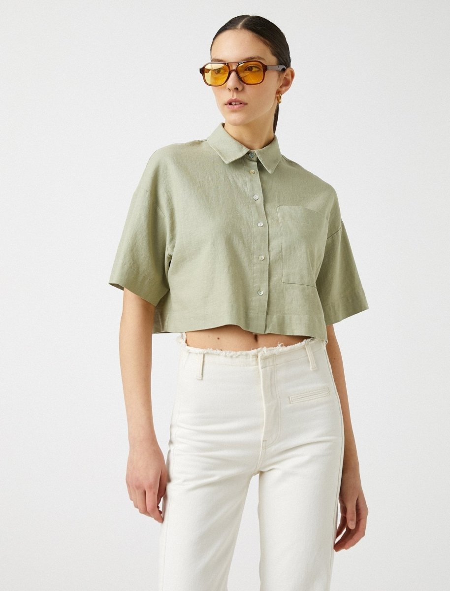 Cropped Linen Button Up Shirt in Sage Green / 38 (M) Cropped Linen Button Up Shirt in Sage Green / 38 (M)