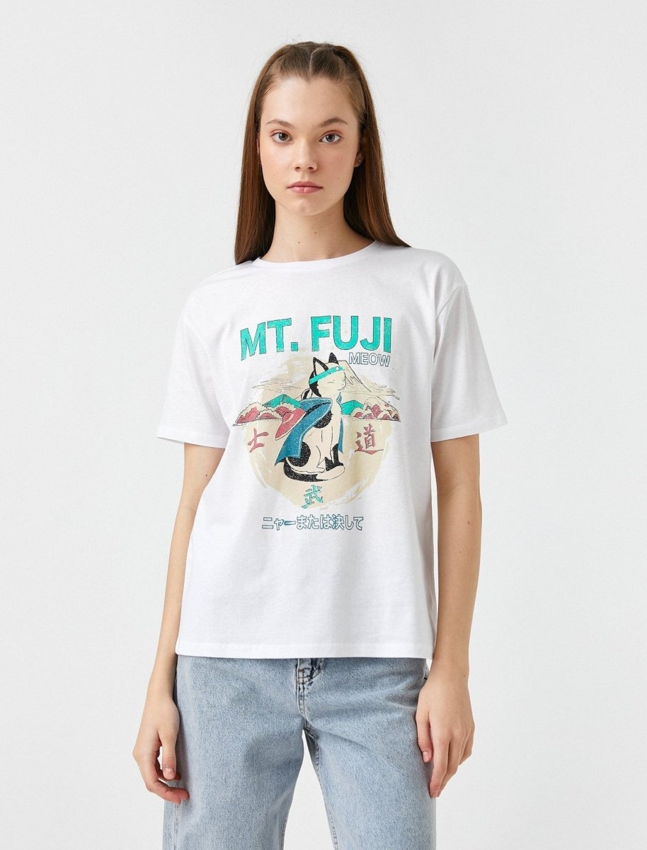 Japan Mt Fuji Cat Graphic T-shirt in White - Usolo Outfitters-KOTON