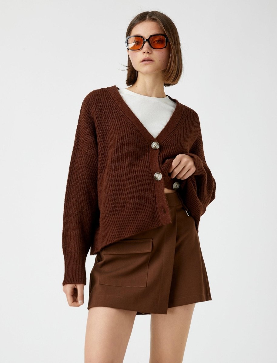 Oversize Crop Cardigan in Brown - Usolo Outfitters