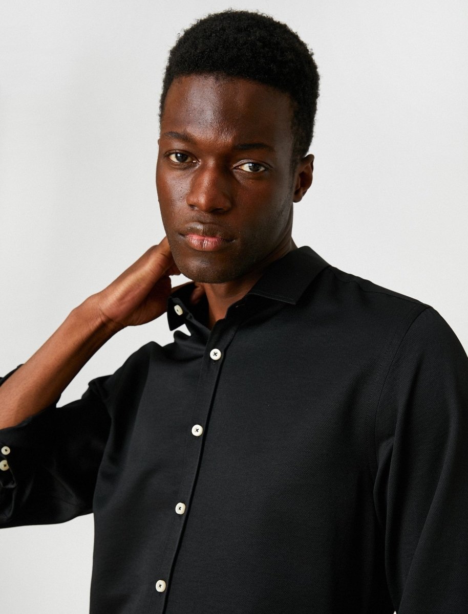 Oxford Dress Shirt in Black - Usolo Outfitters Oxford Dress Shirt in Black - Usolo Outfitters