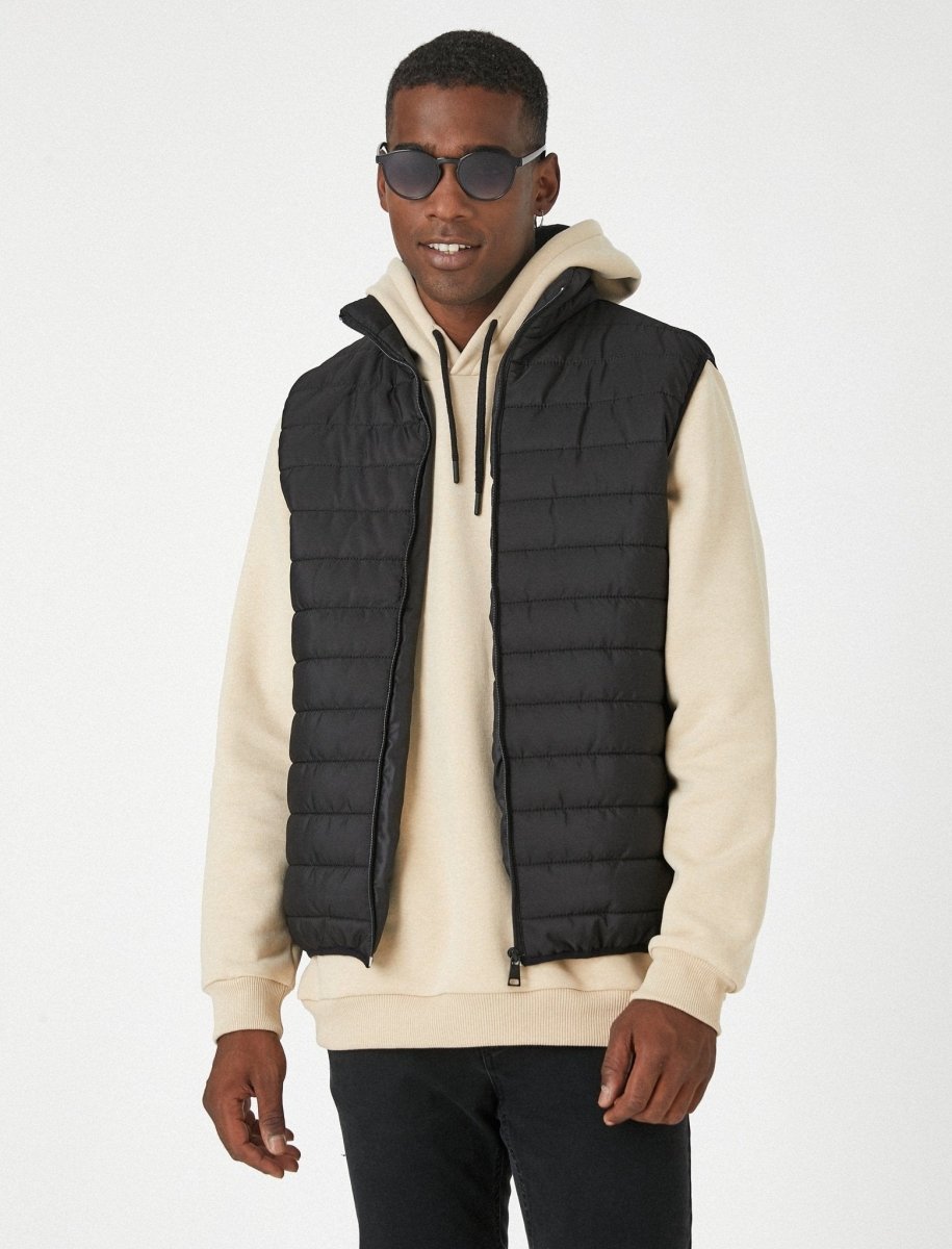 Quilted Puffer Vest in Black - Usolo Outfitters