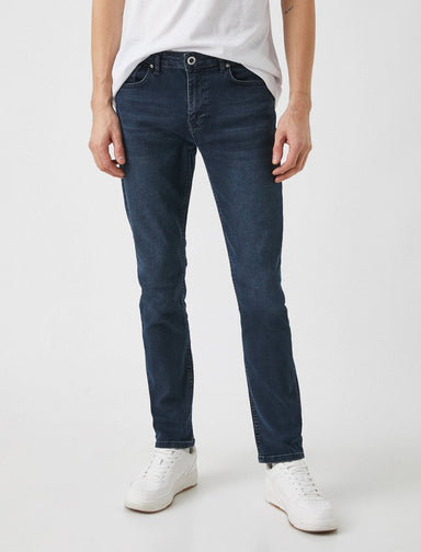 Pantalon Brad Jean coupe slim en bleu foncé délavé - Usolo Outfitters-KOTON
